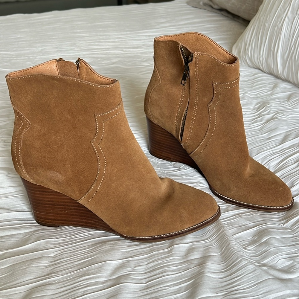 Andre Assous Sally Cognac Suede Ankle Boots